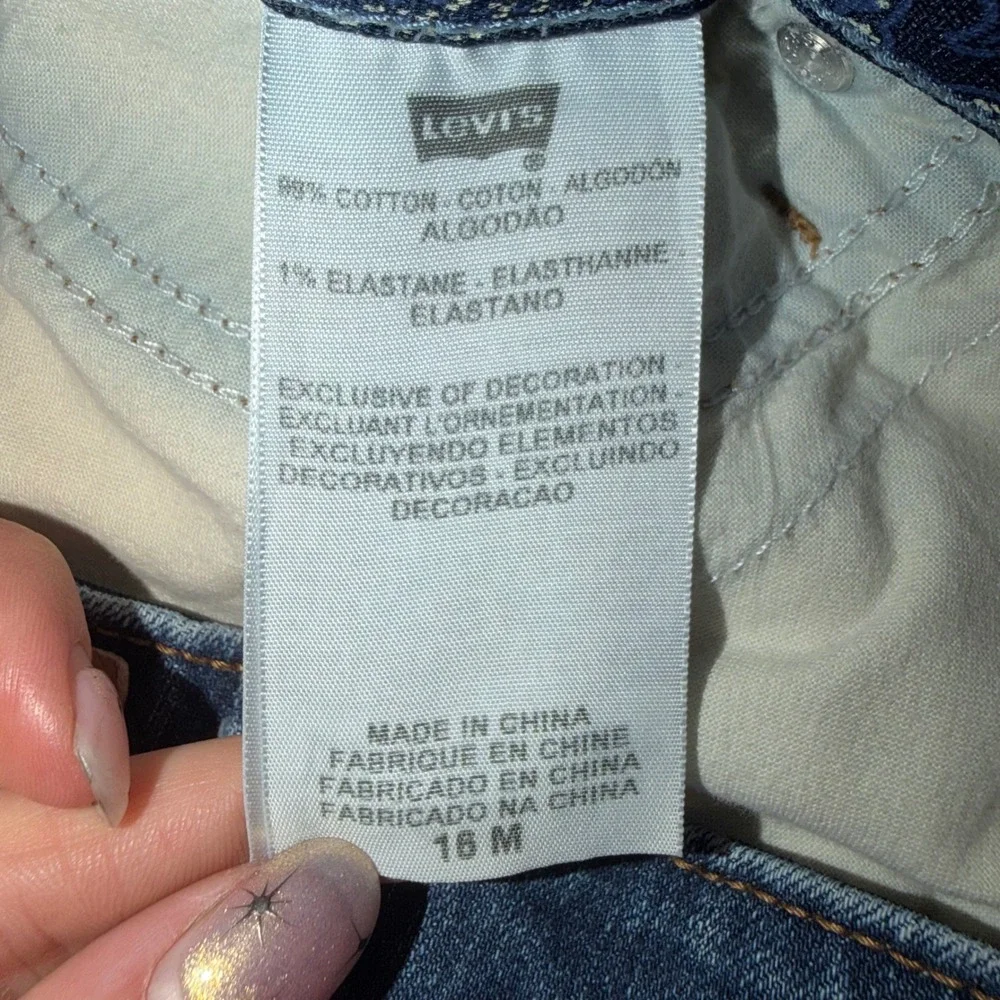 Levi's 525 Perfect Waist Shorts Women 16M Blue Denim Raw Hem Boho Western Summer